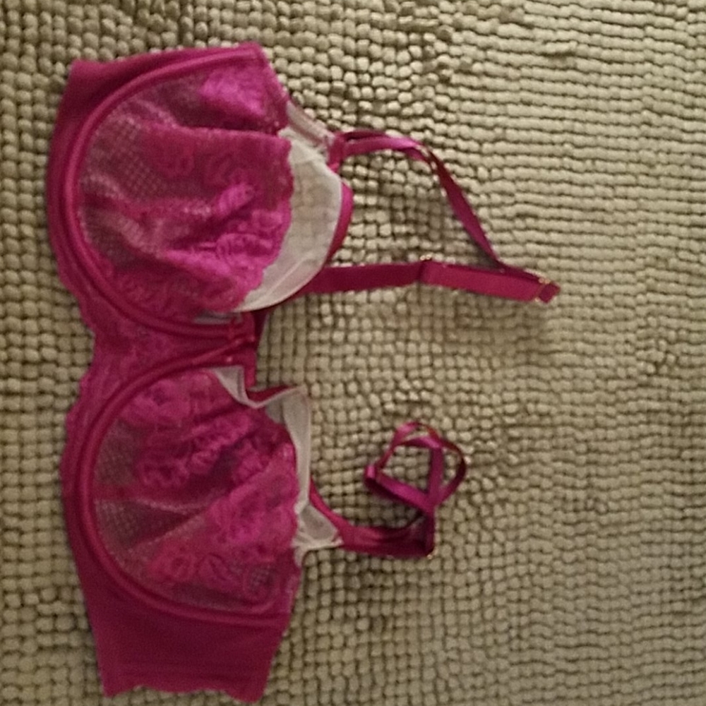38D bra